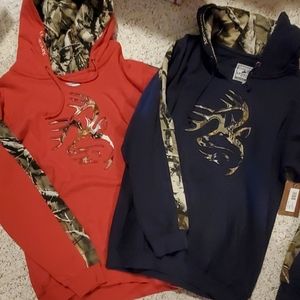 2 Legendary Whitetails hoodies